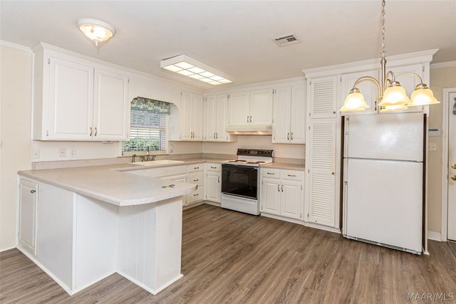 165 Brookview Drive, Eclectic, AL 36024