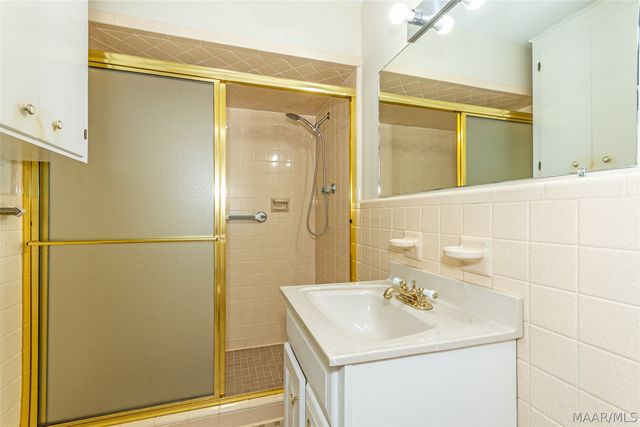 165 Brookview Drive, Eclectic, AL 36024