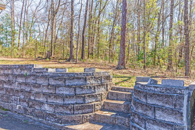 165 Brookview Drive, Eclectic, AL 36024