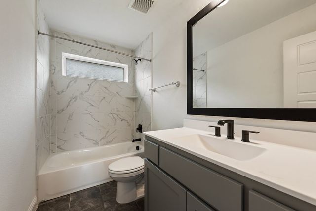 1400 Trailblazer Way, Northlake, TX 76247