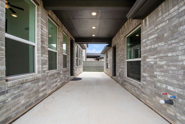 1400 Trailblazer Way, Northlake, TX 76247