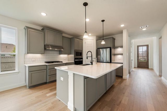 1400 Trailblazer Way, Northlake, TX 76247