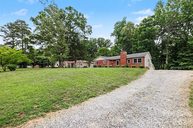 217 Oakwood Avenue, York, SC 29745