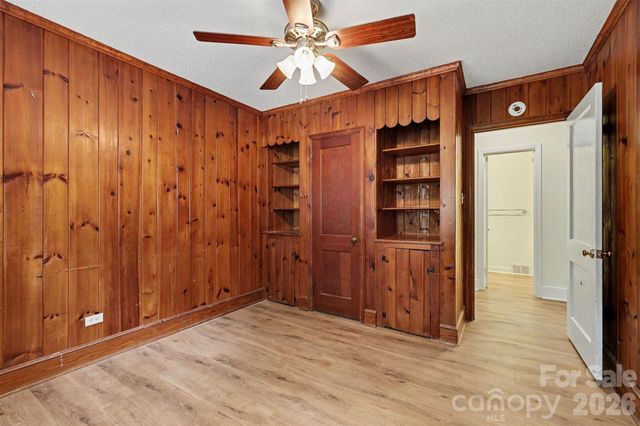 217 Oakwood Avenue, York, SC 29745