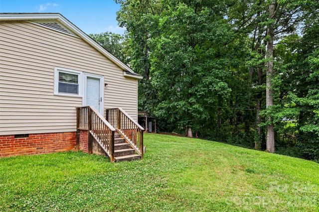 217 Oakwood Avenue, York, SC 29745