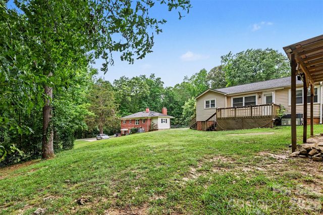 217 Oakwood Avenue, York, SC 29745