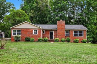 217 Oakwood Avenue, York, SC 29745