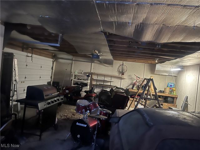 1146 Townsend Avenue, Youngstown, OH 44505