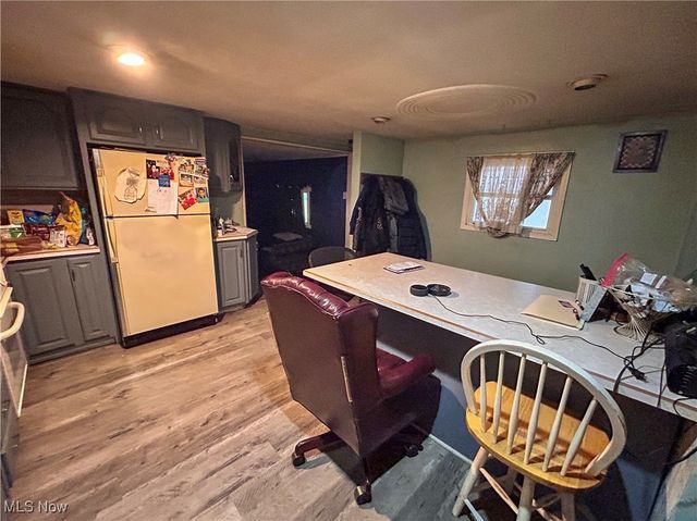 1146 Townsend Avenue, Youngstown, OH 44505