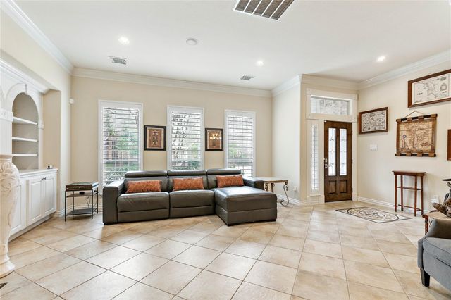 15 Crocus Petal Street, The Woodlands, TX 77382