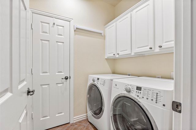 15 Crocus Petal Street, The Woodlands, TX 77382