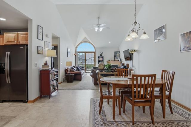 4229 Mill Ridge Circle, Eau Claire, WI 54703