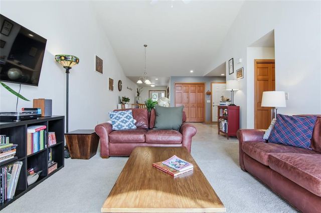 4229 Mill Ridge Circle, Eau Claire, WI 54703