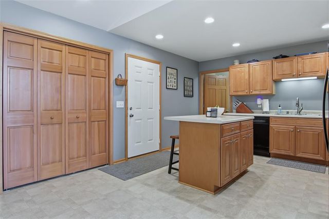 4229 Mill Ridge Circle, Eau Claire, WI 54703