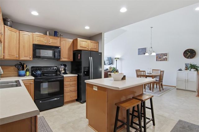 4229 Mill Ridge Circle, Eau Claire, WI 54703