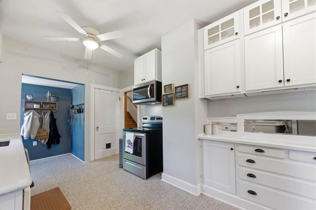 901 N Perry Ave, Wichita, KS 67203