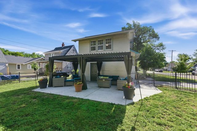 901 N Perry Ave, Wichita, KS 67203
