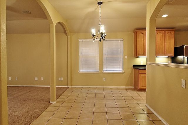 900 Oarlock Drive, Crowley, TX 76036