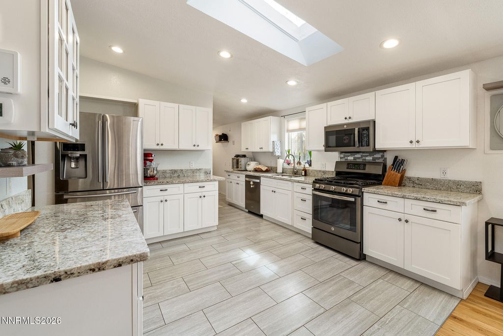 Image 10 of property listing at 73 S Rainbow Drive Lot B, Dayton, NV 89403