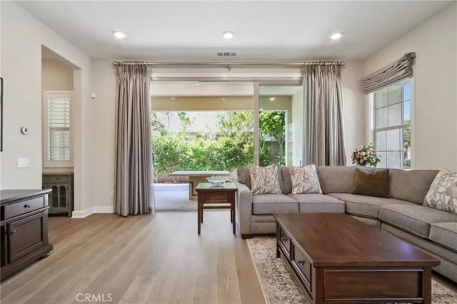126 Palencia, Irvine, CA 92618