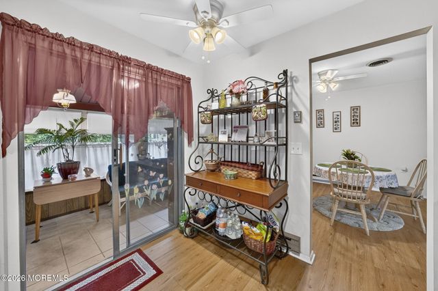13 Greenleaf Street 51, Whiting, NJ 08759