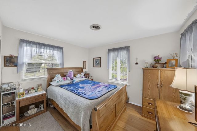 13 Greenleaf Street 51, Whiting, NJ 08759
