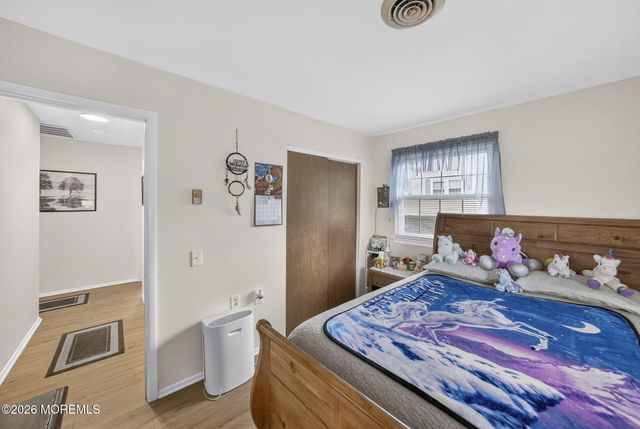 13 Greenleaf Street 51, Whiting, NJ 08759