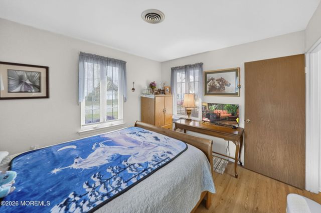 13 Greenleaf Street 51, Whiting, NJ 08759