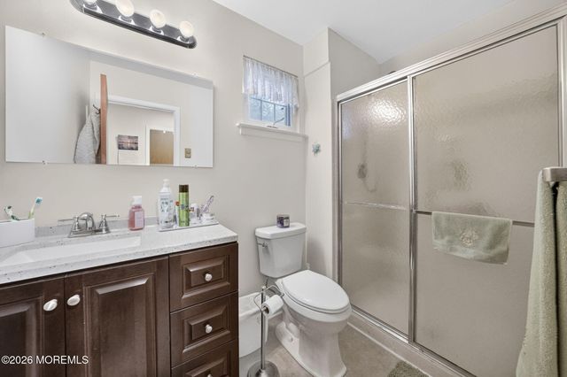 13 Greenleaf Street 51, Whiting, NJ 08759