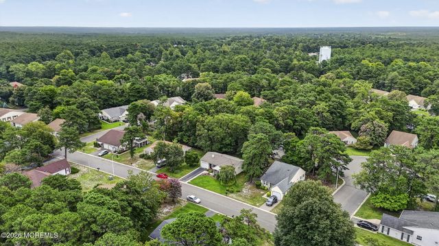 13 Greenleaf Street 51, Whiting, NJ 08759