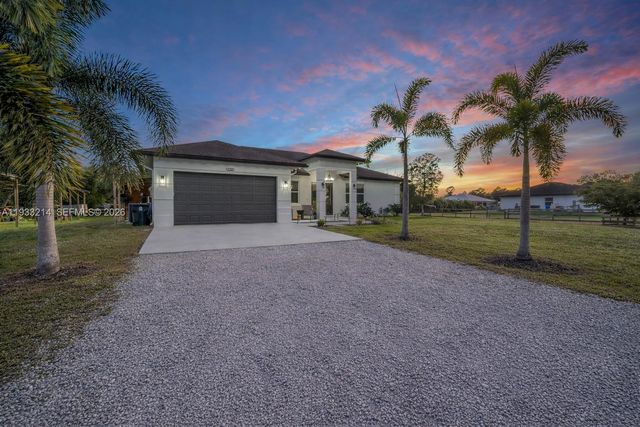 17844 N 38th Road N, Loxahatchee, FL 33470