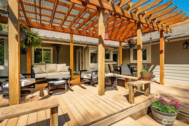 4003 Hoier, Blaine, WA 98230