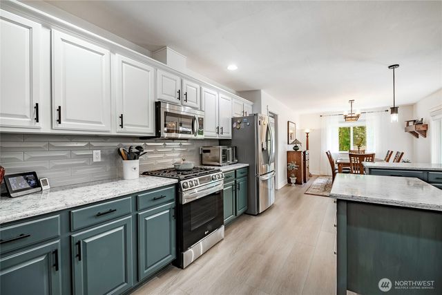 4003 Hoier, Blaine, WA 98230