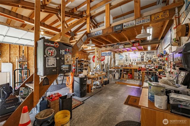 4003 Hoier, Blaine, WA 98230
