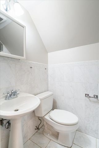 27 Exeter 2, Arlington, MA 02474