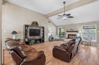 907 Columbia River Road, Montgomery, TX 77316