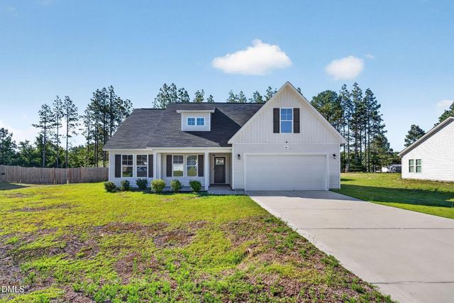 40 Terrier Court, Parkton, NC 28371