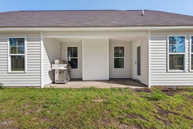 40 Terrier Court, Parkton, NC 28371