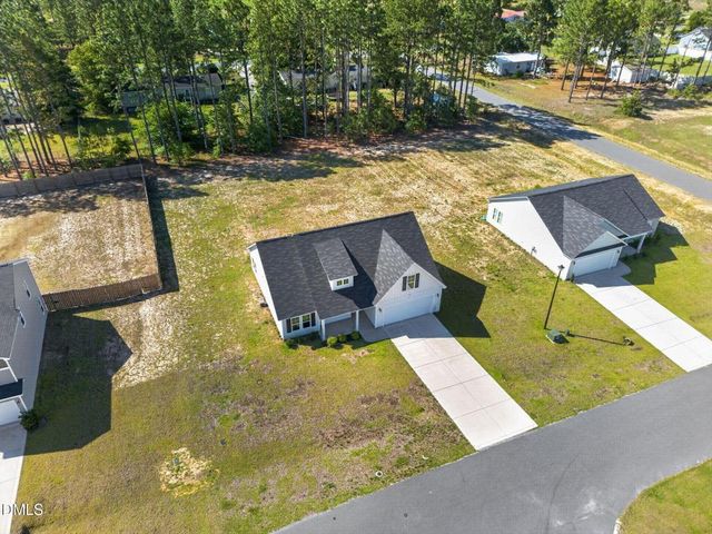 40 Terrier Court, Parkton, NC 28371