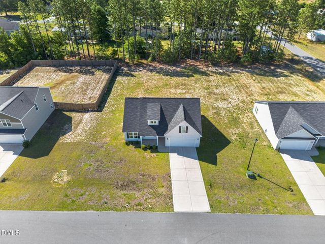 40 Terrier Court, Parkton, NC 28371