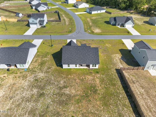 40 Terrier Court, Parkton, NC 28371