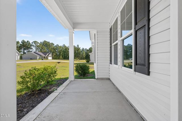 40 Terrier Court, Parkton, NC 28371