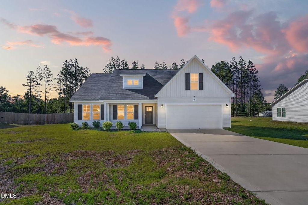 40 Terrier Court, Parkton, NC 28371