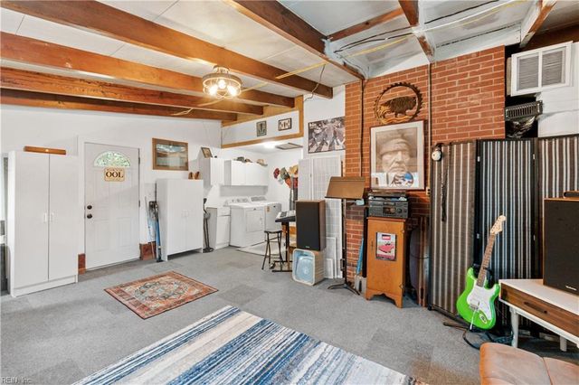 1308 Woodhurst DR, Virginia Beach, VA 23454