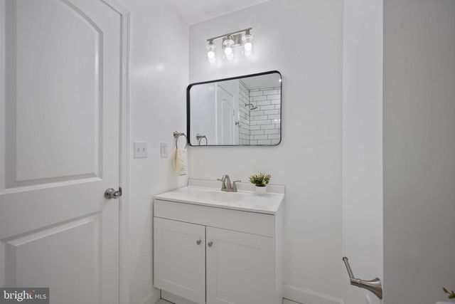 328 S MACON ST, Baltimore, MD 21224