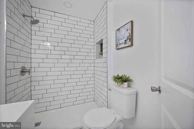 328 S MACON ST, Baltimore, MD 21224