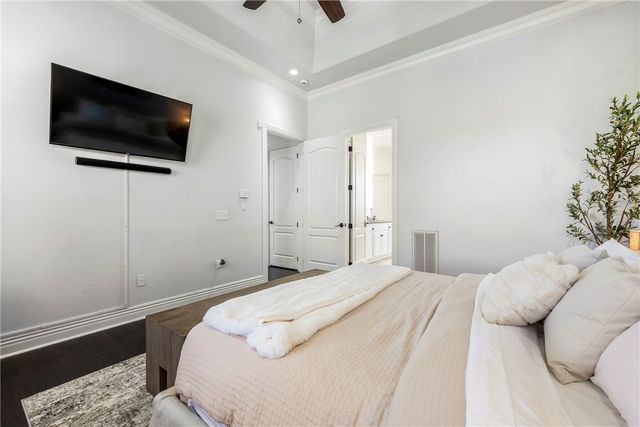 5209 S Sloan Circle, Rogers, AR 72758