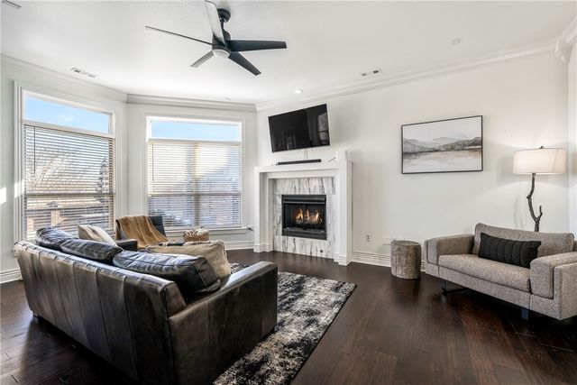 5209 S Sloan Circle, Rogers, AR 72758