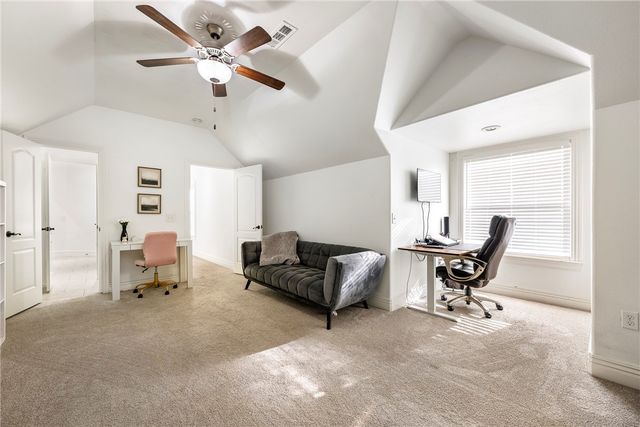 5209 S Sloan Circle, Rogers, AR 72758