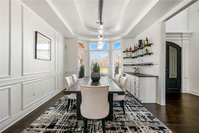 5209 S Sloan Circle, Rogers, AR 72758